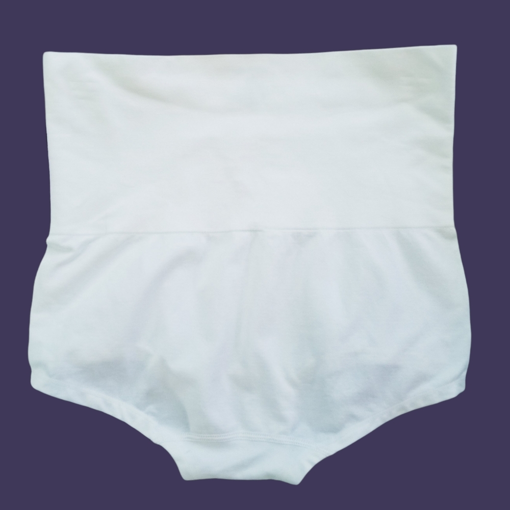 Yummie Shape Intimates - Ladies Brief - Size L/XL - Picture 3 of 8